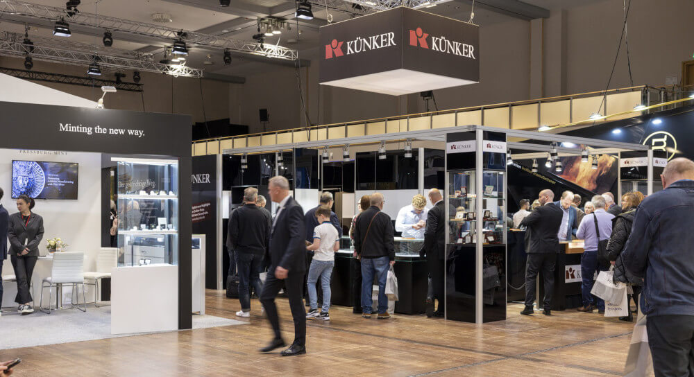 The Künker booth in the center of the large hall was not missing this year either. Photo: World Money Fair.
