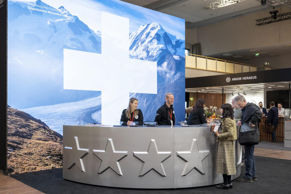 The elegant booth of Swissmint. Photo: World Money Fair.