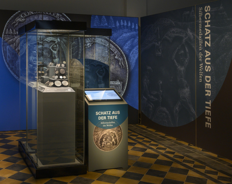 Neue Dauerleihgabe im Herzog Anton UlrichMuseum MünzenWoche