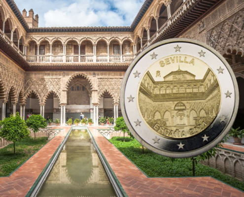 Der Innenhof des Alcázar von Sevilla wurde 2024 auf einer 2-Euro-Münze aus Spanien verewigt. Foto: Real Casa de la Moneda (Münze), javarman3 / Getty Images Pro via Canva Pro.