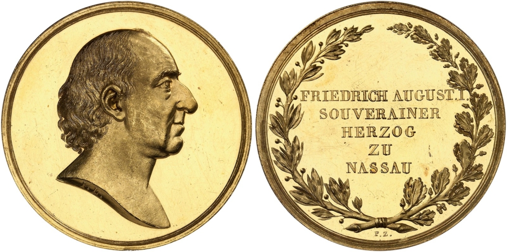 Nr. 1153 – Nassau. Friedrich August von Usingen. Goldene Zivil-Verdienstmedaille o. J. (1815). Äußerst selten. Vorzüglich bis Stempelglanz. Taxe: 9.000,- Euro. Zuschlag: 13.000,- Euro. Foto: Lübke + Wiedemann KG.