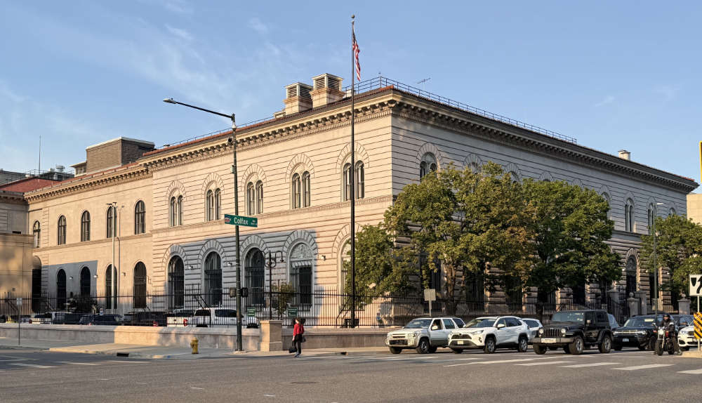 Das Gebäude der Denver Mint von außen. Foto: UK