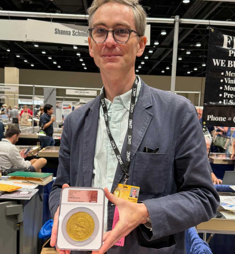David Guest stellte für Numismatica Ars Classica einige Highlights der Traveller Collection vor. Foto: UK