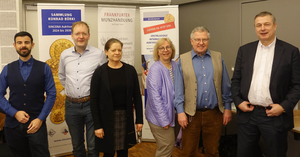 Das Team der SINCONA bei der Münzenmesse in Basel 2025. Von links nach recht Timur Demiral, Michael Otto, Inge Otto, Monika Richter, Ruedi Kunzmann, Jürg Richter. Foto: KW
