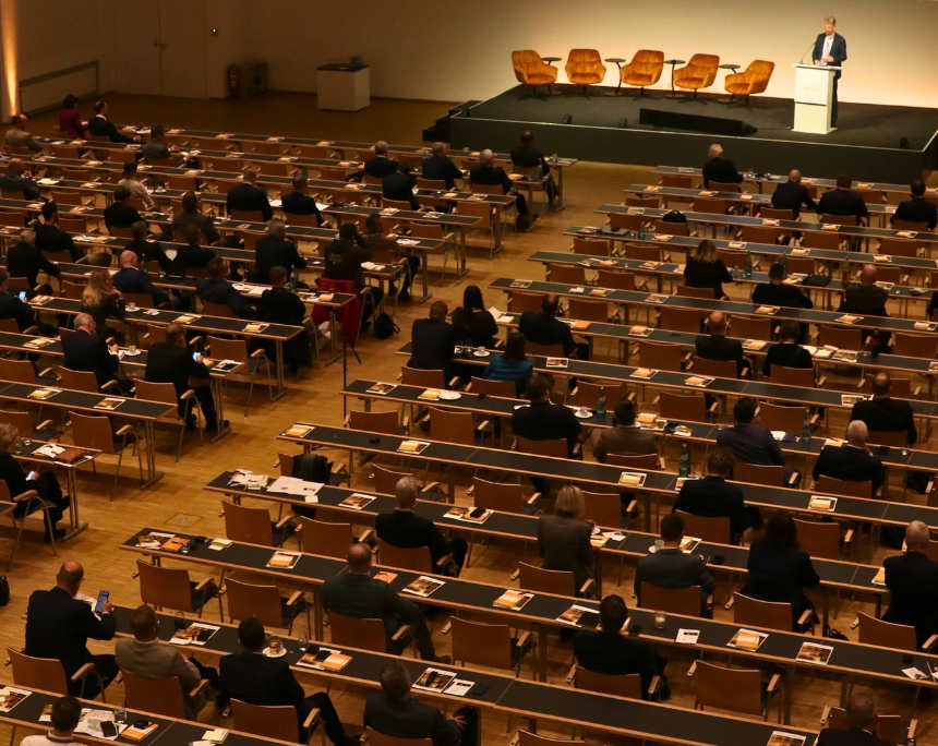 Über 300 Teilnehmer, darunter Privatanleger und Vertreter von Family Offices, nahmen am zweiten ZukunftsForum Edelmetalle teil. Foto: Wieschowski