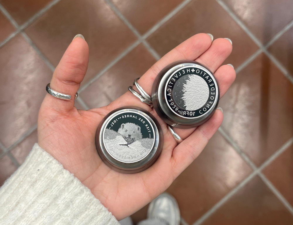 Die fertigen Stempel, mit denen die Probeprägung hergestellt wird. Foto: Swissmint