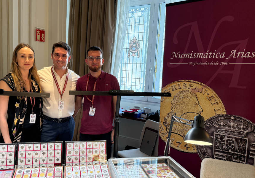 Numismatica Arias wurde 1960 gegründet und hat noch heute einen großen Laden direkt an der Plaza Mayor. Foto: UK