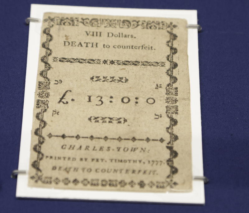 Frühes Papiergeld von 1777 der USA. Foto: MoAF