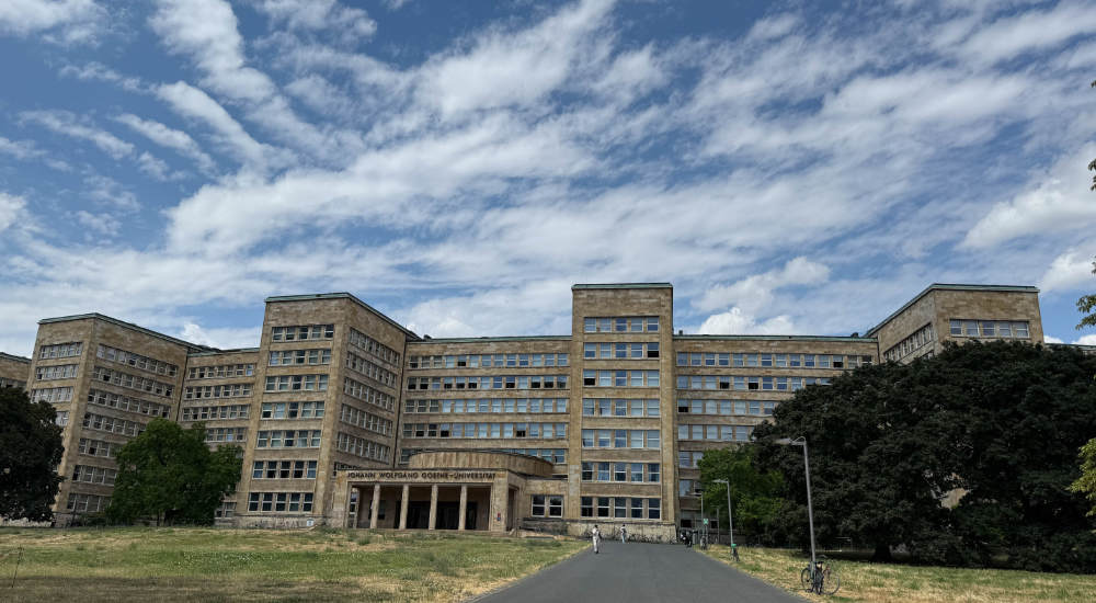 Der Poelzig-Bau, wo heute das Institut für Archäologische Wissenschaften seinen Sitz hat. Foto: UK.